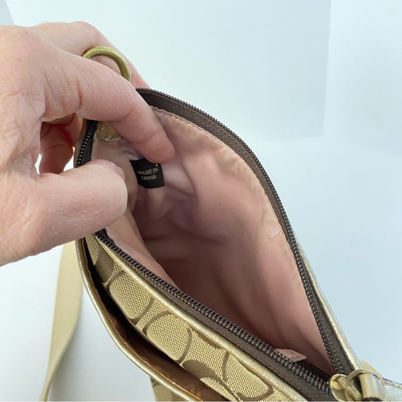 Coach Signature Crossbody with Yellow and Metallic Gold Leather Flower - Picture 10 of 17